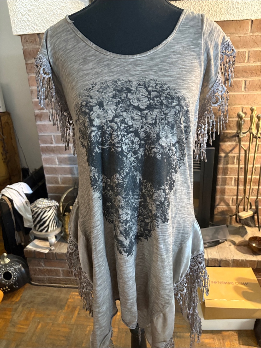 Women's Gray Floral Skull Fringe Tunic Top